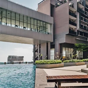 Aparthotel Imperio Seafront By Perfect Host ****